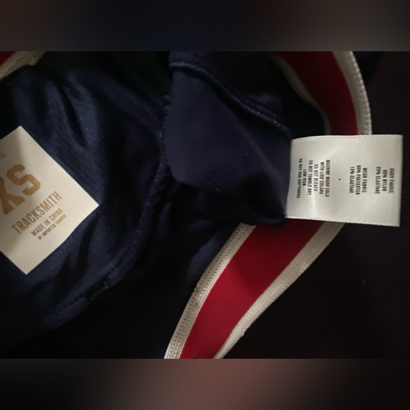 Tracksmith Turnover Capri Crop Tights in Navy, XS - Picture 12 of 12